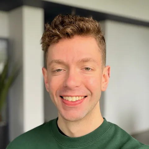 Portrait of Evan Lindsay